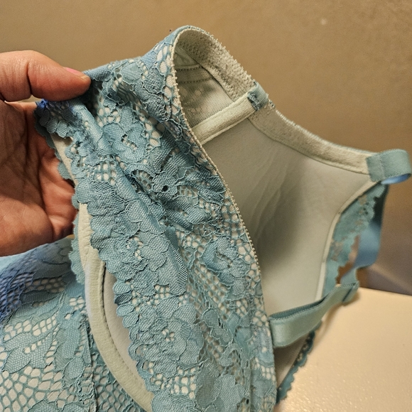 Torrid 2 bra bundle 2 bras. 46C one NWT. - Picture 5 of 5